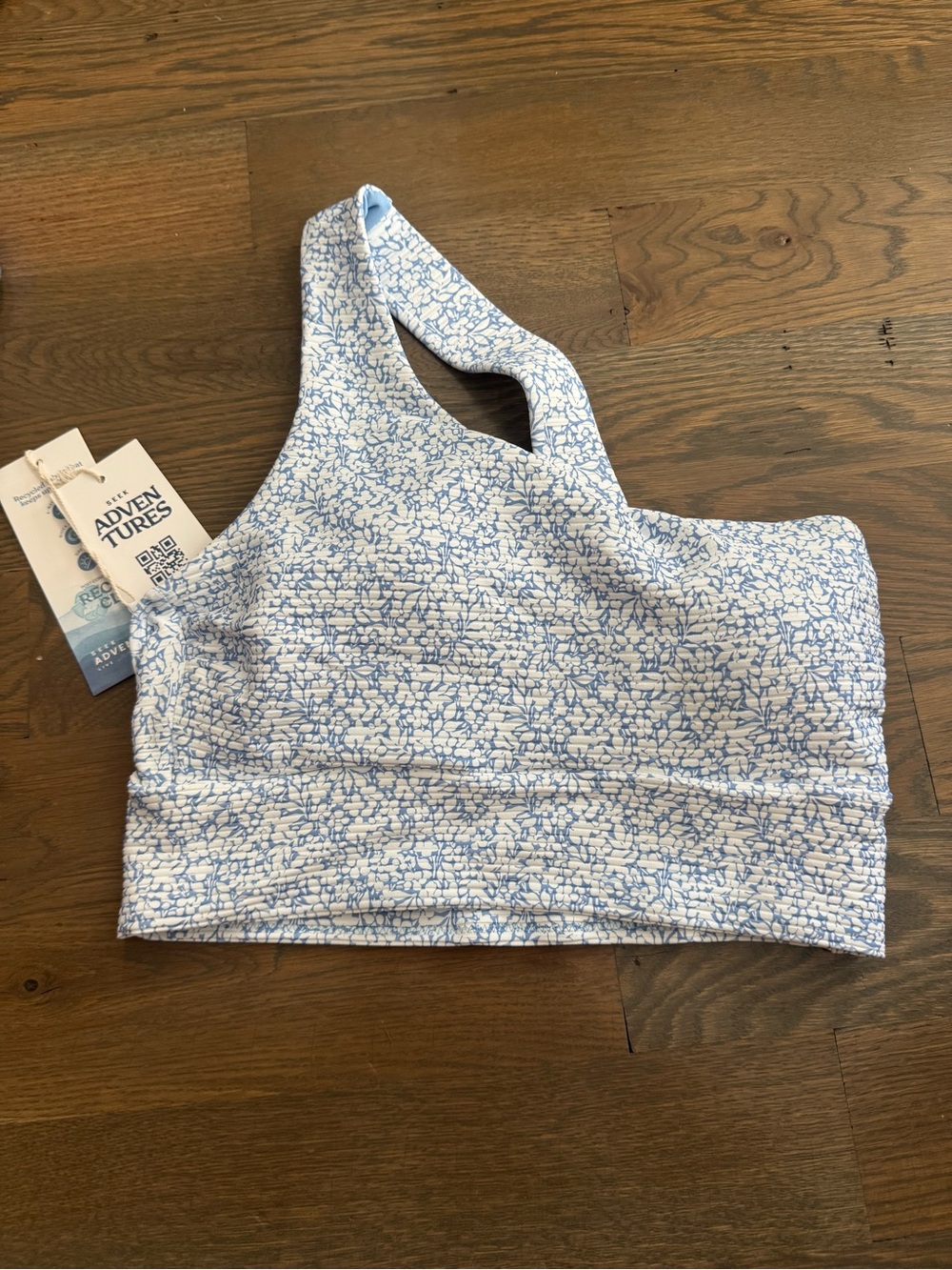 Nani flat rib one shoulder crop